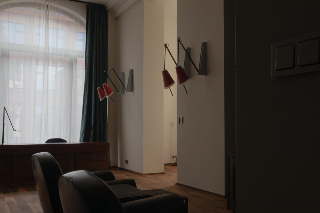 Hotel Monopol Wrocław Exterior foto A room in the German National Museum of Music