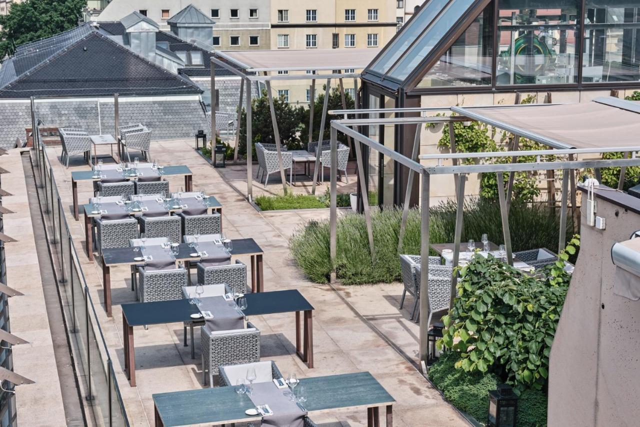 Hotel Monopol Wrocław Exterior foto The rooftop terrace